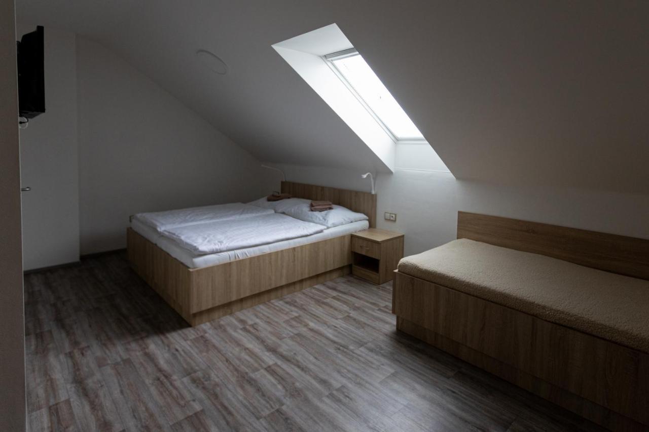 Apartmany Za Dvorem Velké Pavlovice Extérieur photo