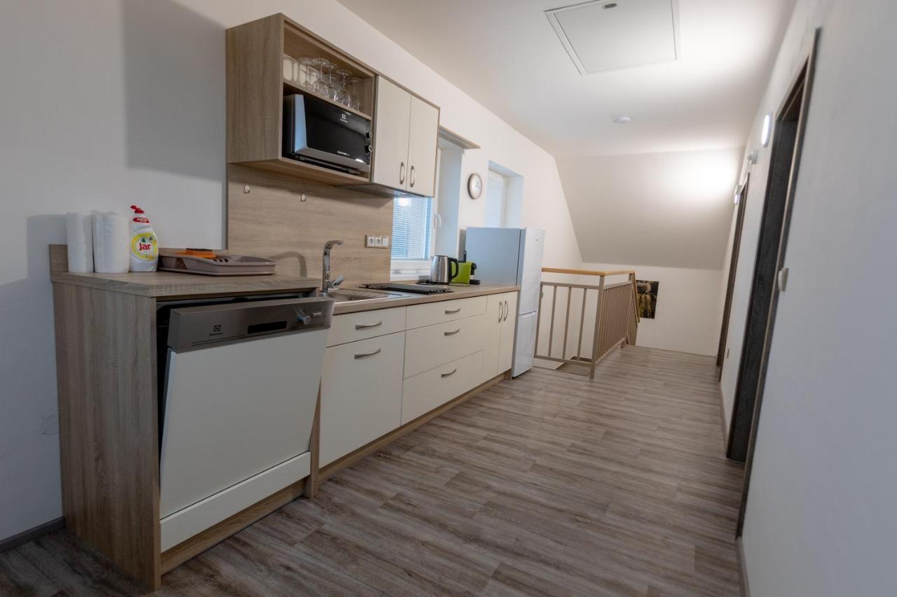 Apartmany Za Dvorem Velké Pavlovice Extérieur photo